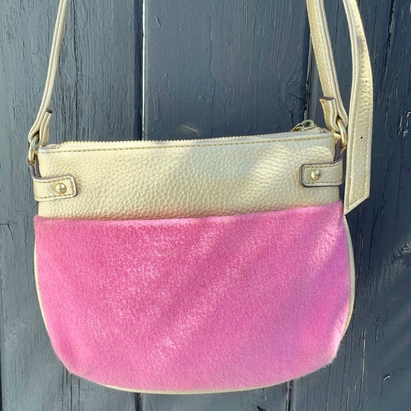 Juicy Couture Pink and Gold Crossbody Bag - Picture 5 of 6